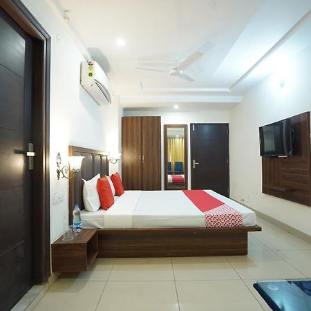 Hotel O Grey Orchid Ludhijána Kültér fotó