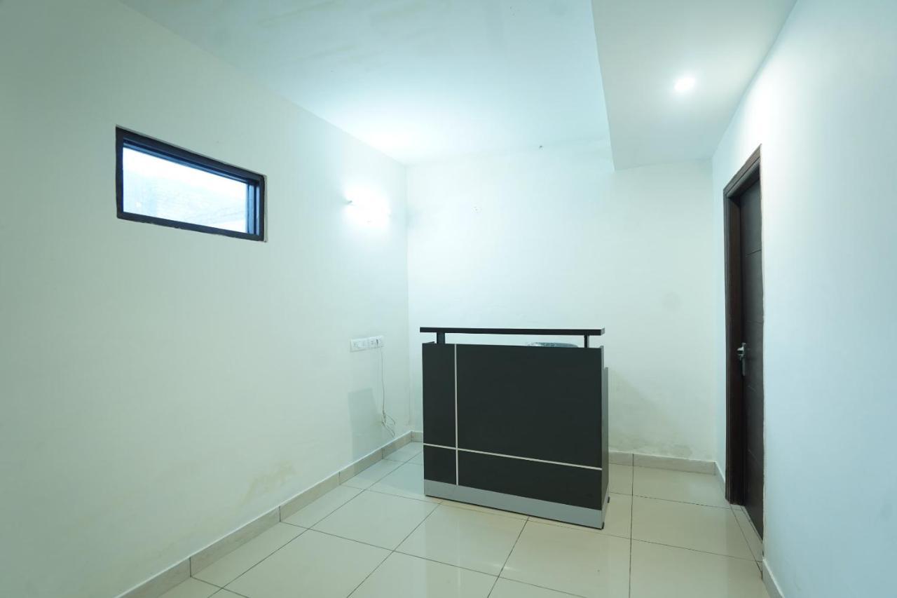 Hotel O Grey Orchid Ludhijána Kültér fotó