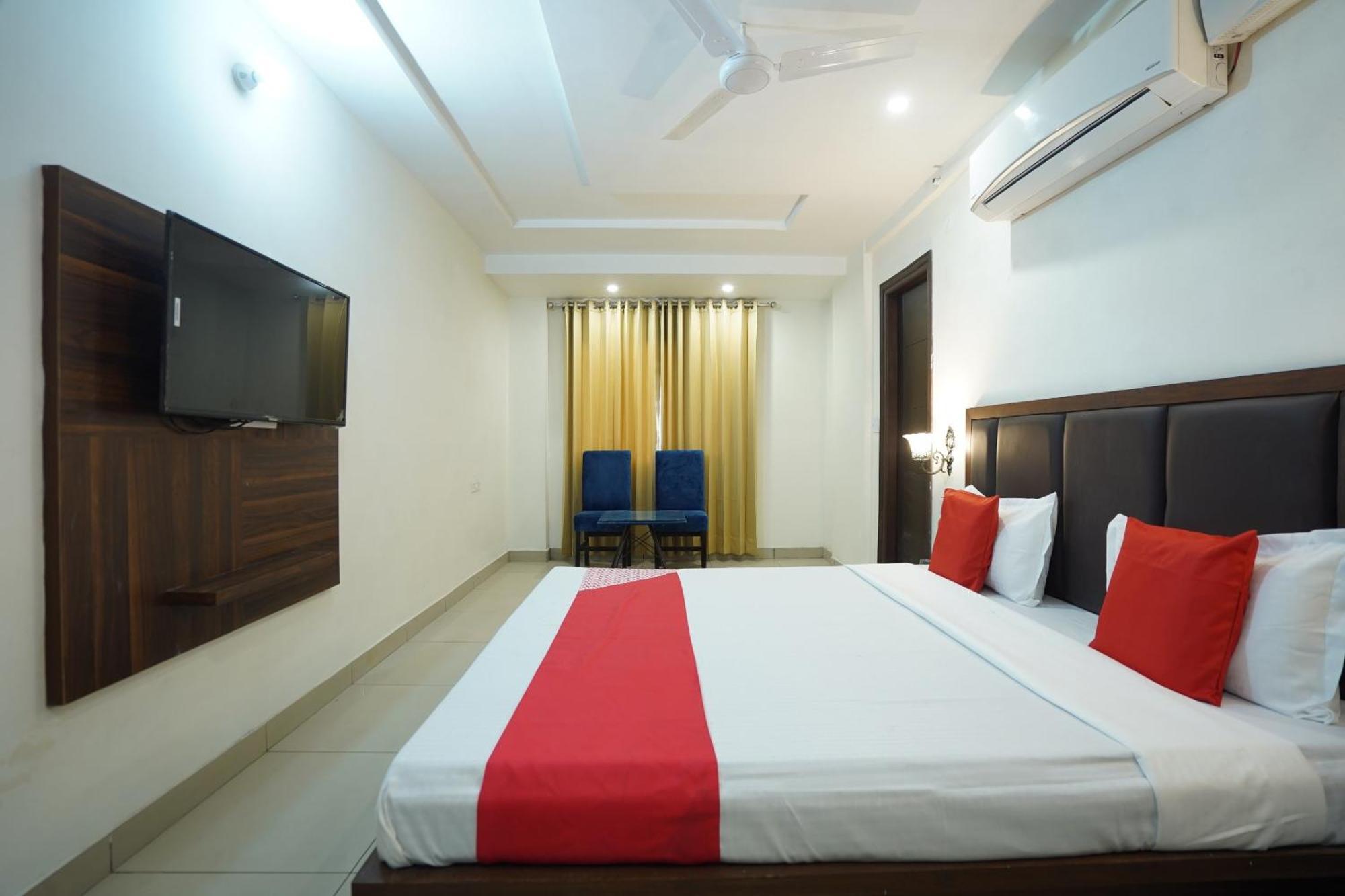 Hotel O Grey Orchid Ludhijána Kültér fotó