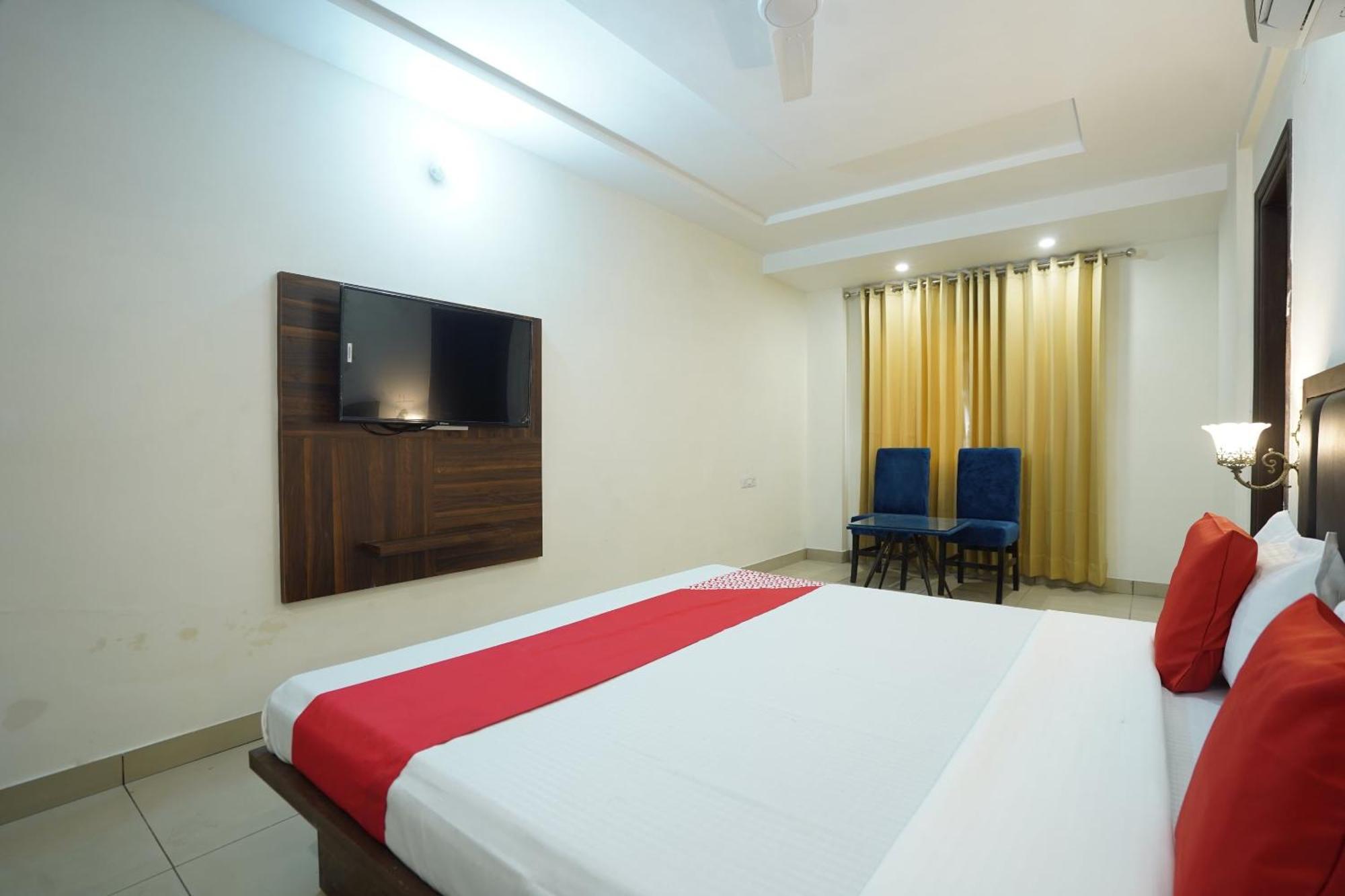 Hotel O Grey Orchid Ludhijána Kültér fotó