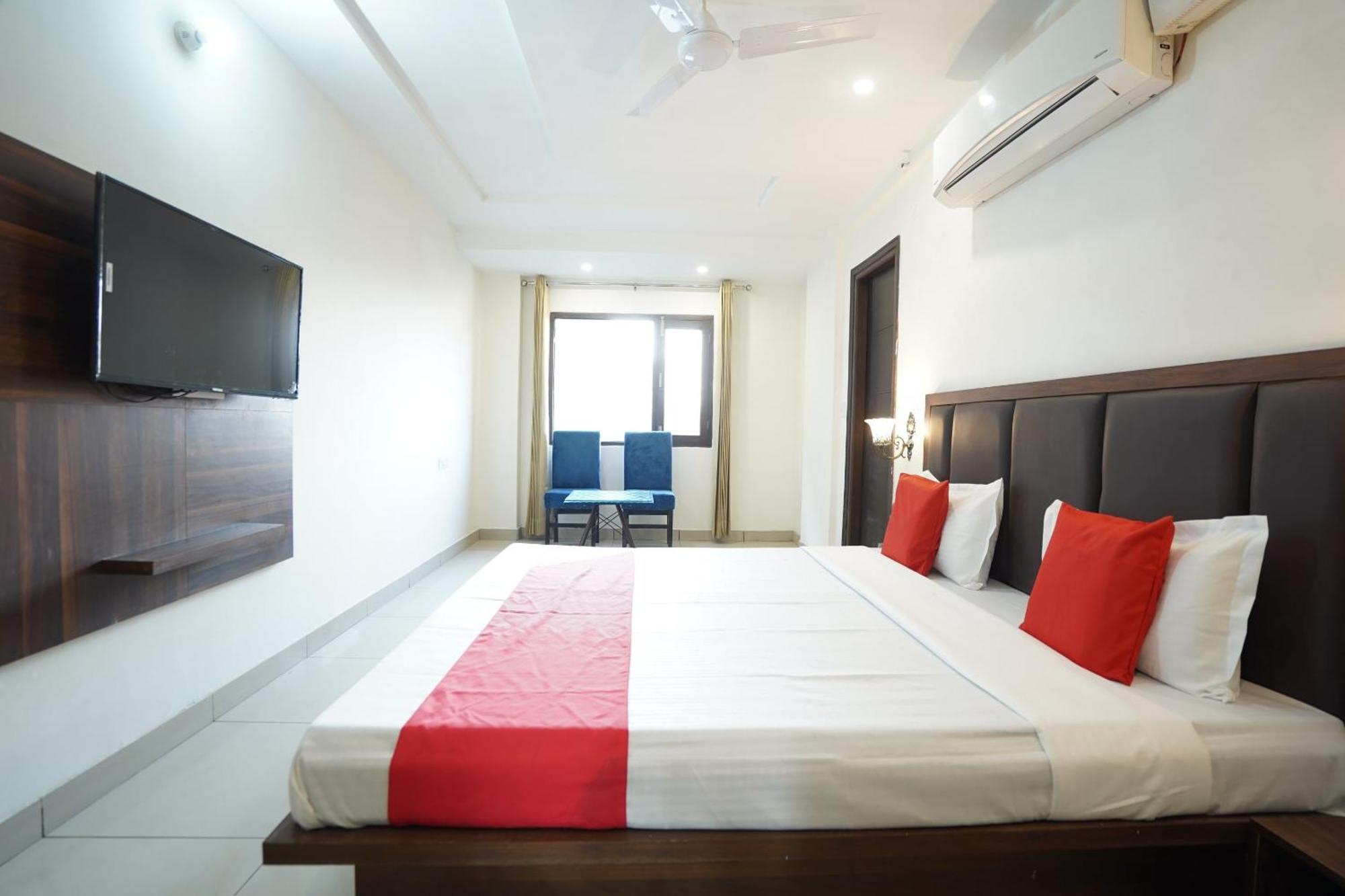 Hotel O Grey Orchid Ludhijána Kültér fotó