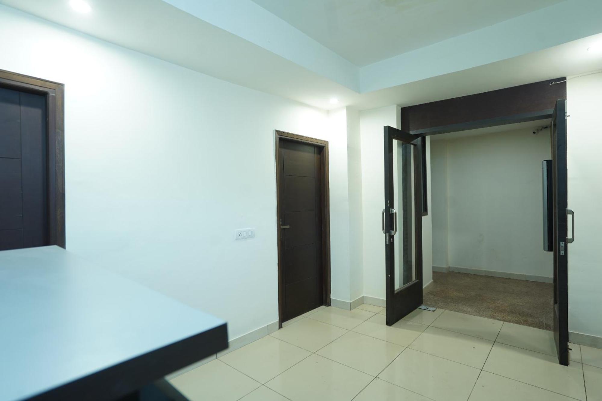 Hotel O Grey Orchid Ludhijána Kültér fotó